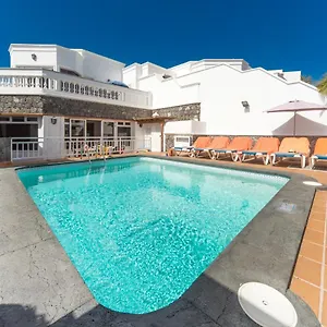 Ramos Uno , Puerto Calero España